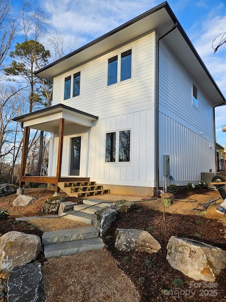 34 Fern St, Asheville, NC 28803