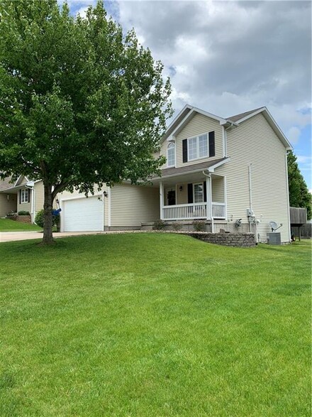 5737 SE 30th Ct, Des Moines, IA 50320