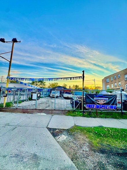 8944 S Ashland Ave, Chicago, IL 60620