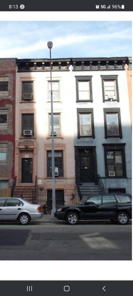 219 E 115th St, New York, NY 10029