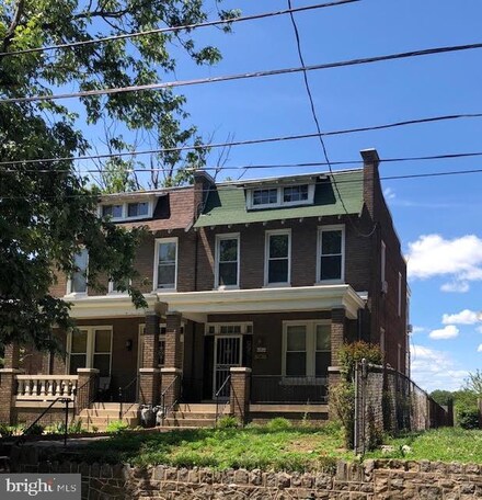 2914 P St SE, Washington, DC 20020