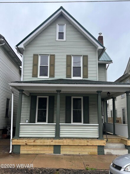 204 Hepburn St, Milton, PA 17847