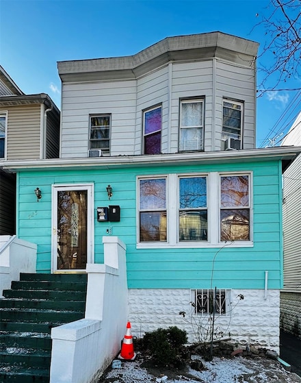525 Beach Ave, Bronx, NY 10473