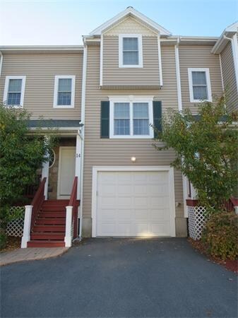 40 Winchester Ln Unit 14, Fall River, MA 02721