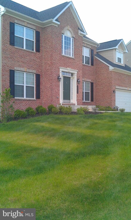 12409 Hillantrae Dr, Clinton, MD 20735