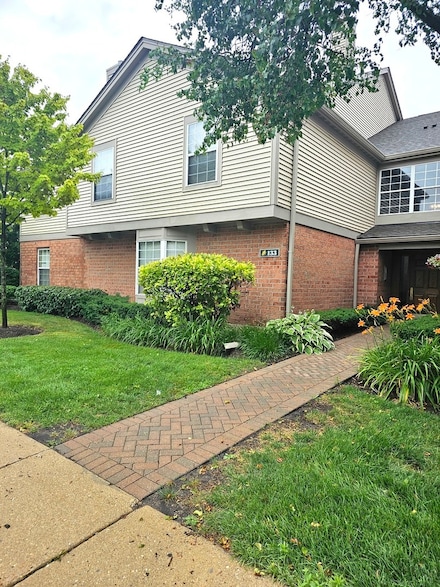 133 Idlewild Ct Unit 8, Schaumburg, IL 60195