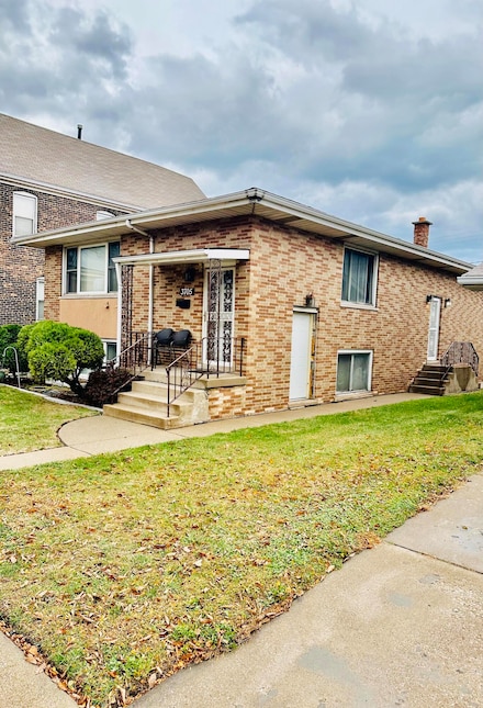 3705 Butternut St, East Chicago, IN 46312