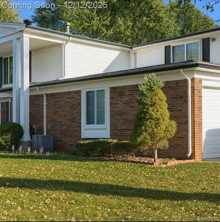 32756 Barclay Square, Warren, MI 48093