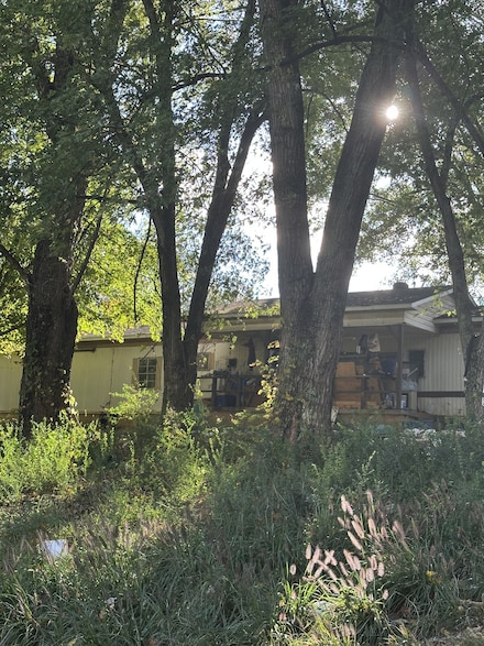 622 County House Rd, Livingston, TN 38570