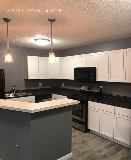 7270 72nd Ln N Unit 14, Brooklyn Park, MN 55428
