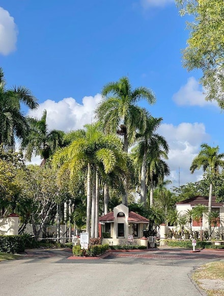 20065 NE 3rd Ct Unit O3, Miami, FL 33179