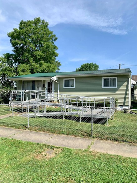928 Monroe Ave, Huntington, WV 25704