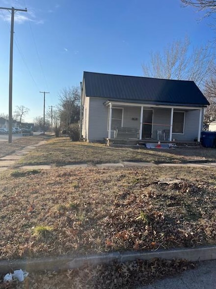 332 S Pennsylvania St, Webb City, MO 64870