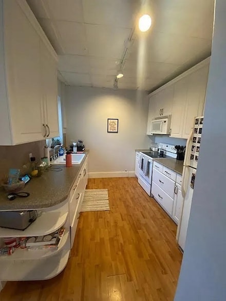 42 Leamington Rd Unit rear, Brighton, MA 02135