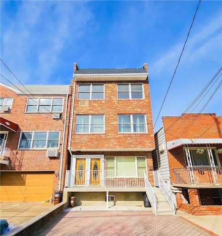 2552 W 17th St, Brooklyn, NY 11214