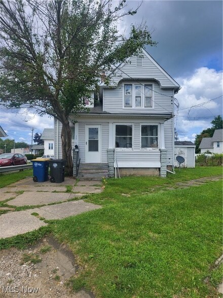 1525 W 6th St, Ashtabula, OH 44004