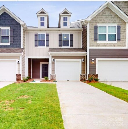 2786 Yeager Dr NW, Concord, NC 28025