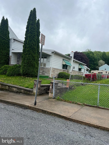 1228 Spruce St, Ashland, PA 17921