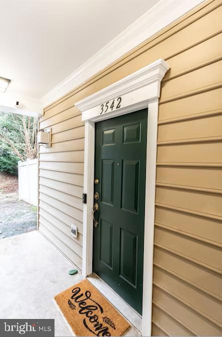 3542 Huntley Manor Ln, Alexandria, VA 22306