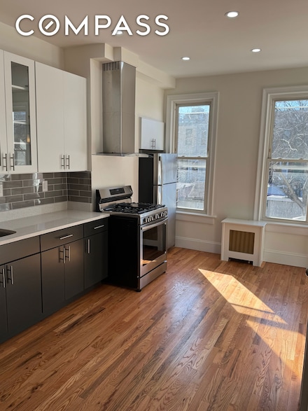 432 36th St Unit 2, Brooklyn, NY 11232