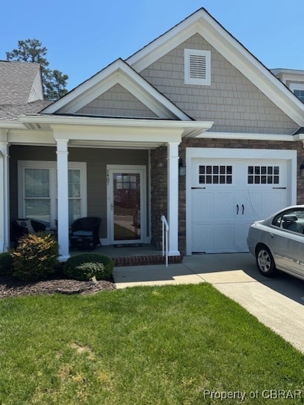 7407 Fiddlers Ln, Gloucester, VA 23061