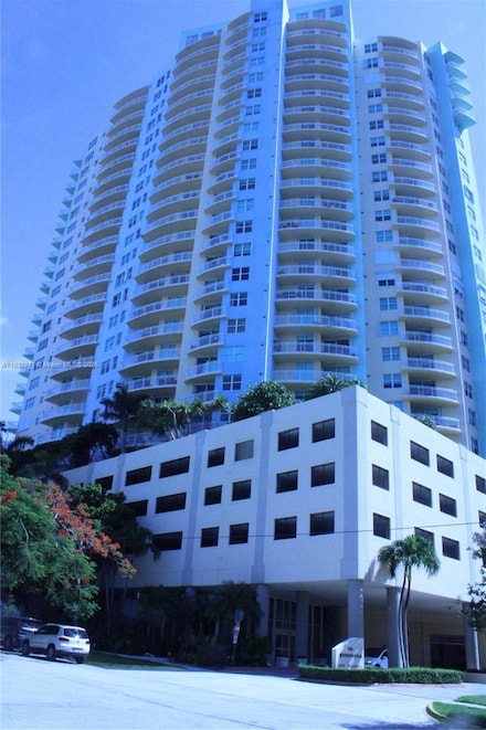 2475 Brickell Ave Unit 1401, Miami, FL 33129