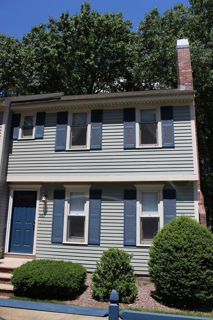 866 Wellman Ave Unit 866, North Chelmsford, MA 01863