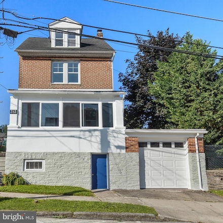 313 W 5th Ave, Conshohocken, PA 19428