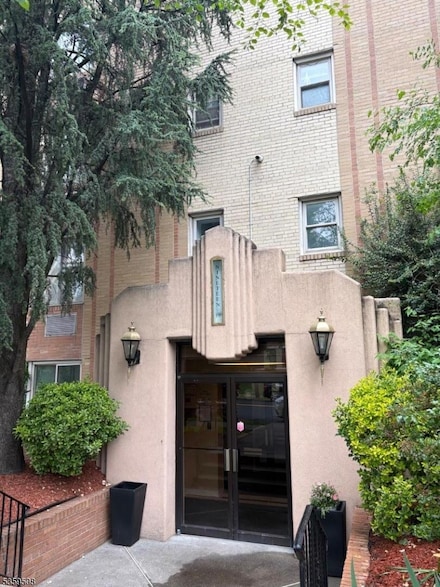 19-31 Lyons Ave Unit 212, Newark, NJ 07112