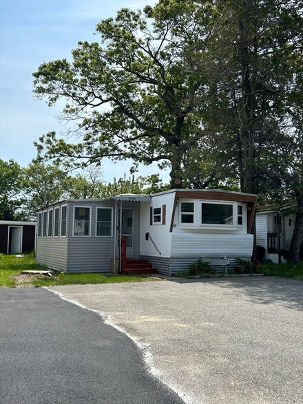 13 Berkeley, Tewksbury, MA 01876