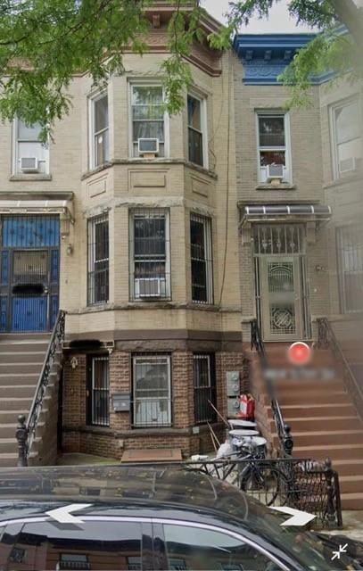 464 57th St, Brooklyn, NY 11220