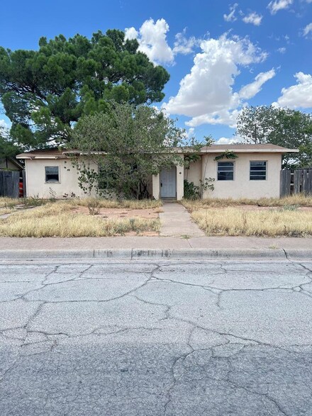 201 E Pine Ave, Midland, TX 79705