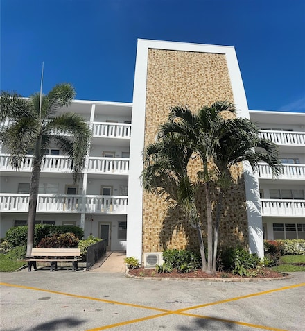 1051 Cambridge C Unit 1051, Deerfield Beach, FL 33442