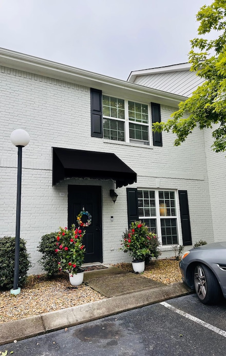1126 Maple Tree Ln, Chattanooga, TN 37421