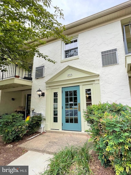5819K Rexford Dr, West Springfield, VA 22152