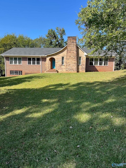2626 Valley View St, Gadsden, AL 35904