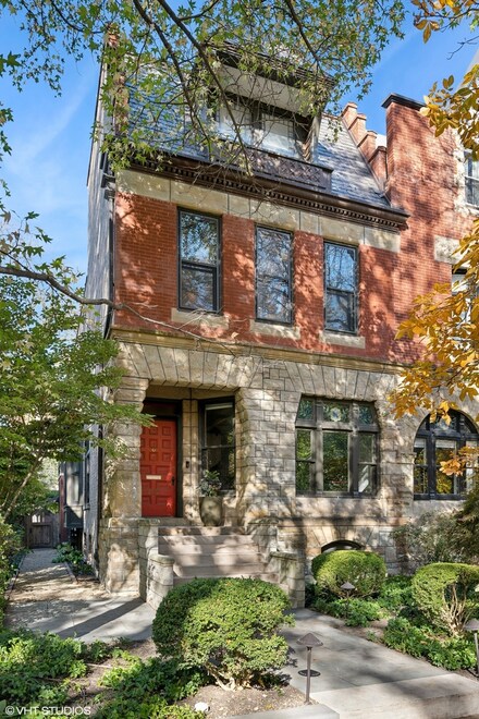 1332 E Madison Park, Chicago, IL 60615