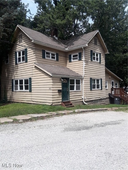 383 Aqueduct St, Akron, OH 44303