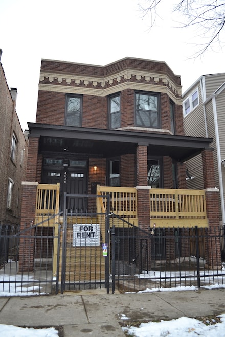 4030 W Kamerling Ave Unit 2, Chicago, IL 60651