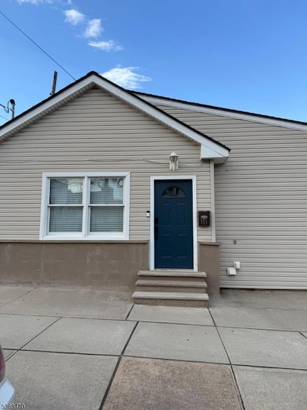 191 Oakwood Ave, Kearny, NJ 07032
