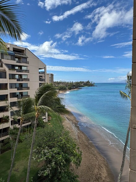 4327 Lower Honoapiilani Rd Unit 702, Lahaina, HI 96761