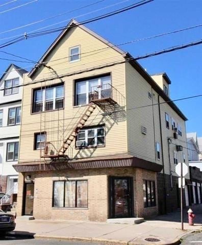 389 Avenue E Unit 4, Bayonne, NJ 07002