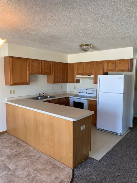 317 Kruger Ave Unit 4, Cameron, WI 54822