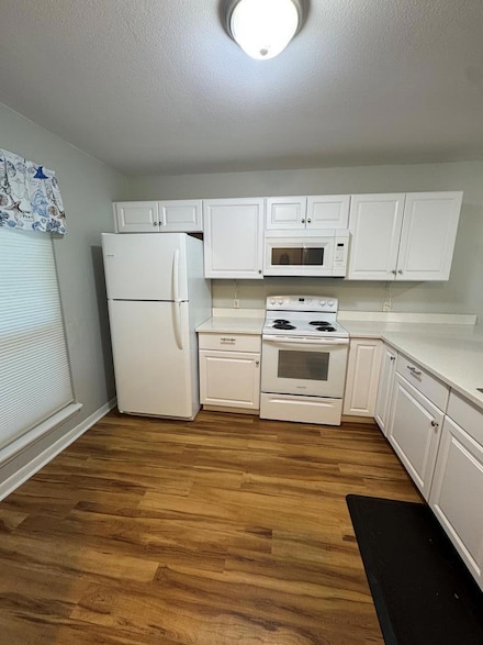 302 St Andrews St Unit A-102, Rockport, TX 78382