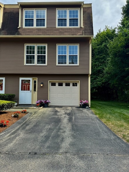 81 Heritage Dr, Tewksbury, MA 01876