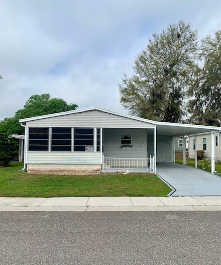 6127 Presidential Cir, Zephyrhills, FL 33540