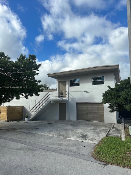 202 N Flagler Ave Unit Up, Pompano Beach, FL 33060