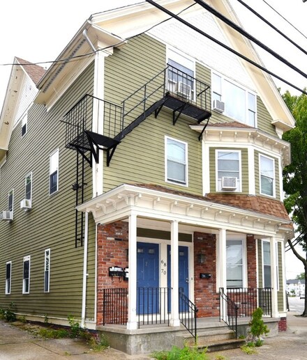 68 Candace St, Providence, RI 02908
