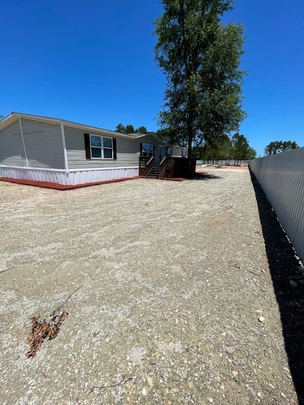 72 Road 5128, Cleveland, TX 77327