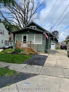817 N Hayford Ave, Lansing, MI 48912